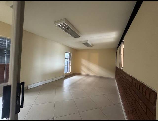 INDUSTRIAL PROPERTY TO RENT IN GREENBUSHES